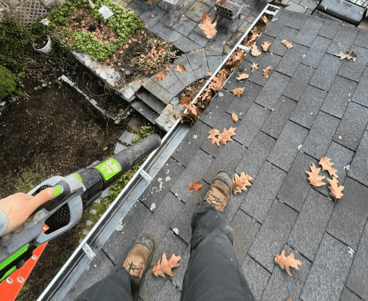 Gutter Cleaning service in Strongsville, OH